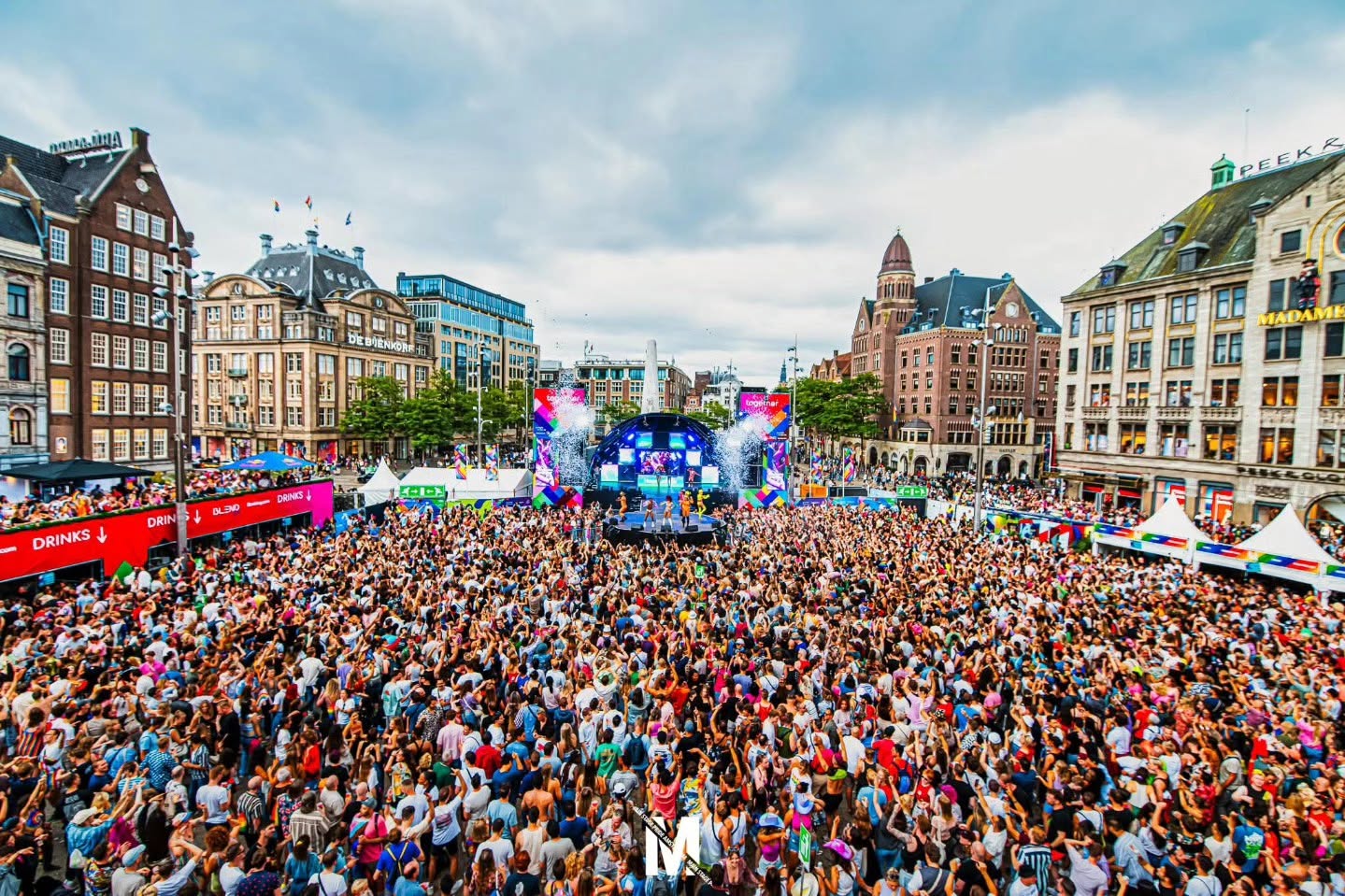 MainStage Pride crowd on Dam Square